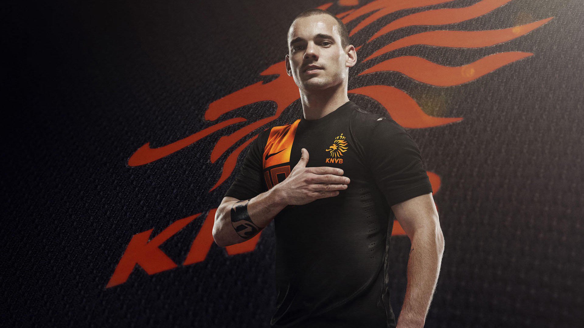 当足球撞上赛车，英格兰制霸拉齐奥，维尼修斯在F1赛道上演终极接管